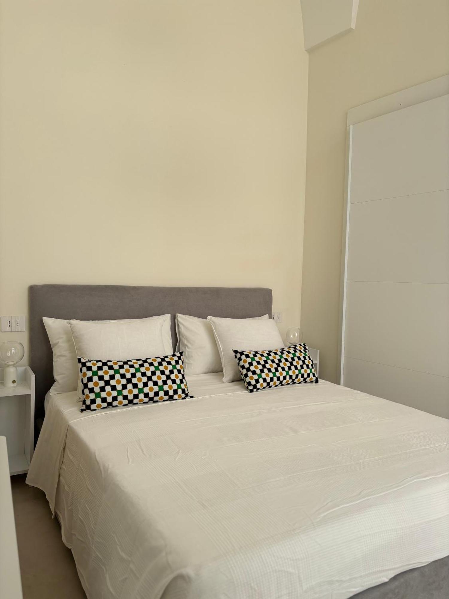 Alora Boutique Suites Lecce Exterior foto