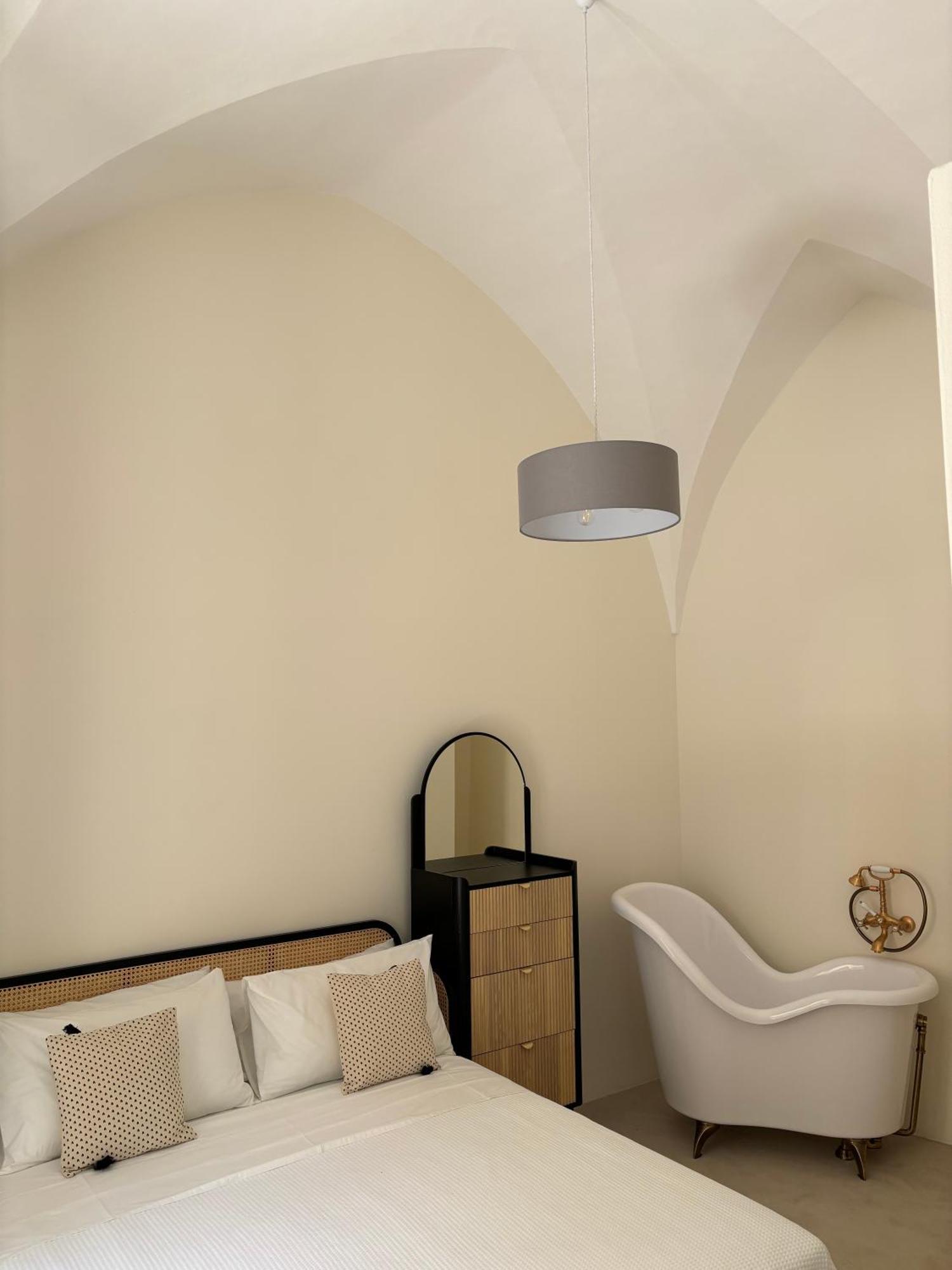 Alora Boutique Suites Lecce Exterior foto